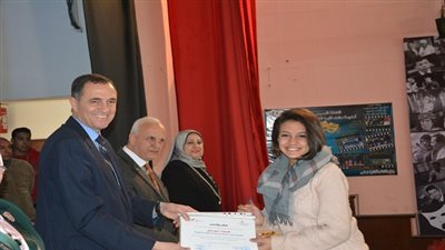 الجيوشى يكرم الطلاب الفائزين في مسابقة المهارات بمشروع التعاون الألمانية GIZ بمحافظة القاهرة 