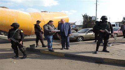 بالصور.. مدير أمن القليوبية يقود حملة أمنية علي مدينة بنها