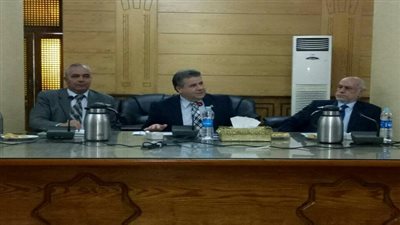 رئيس جامعة بنها: علينا التصدى للشائعات وبث روح التفاؤل فى المستقبل