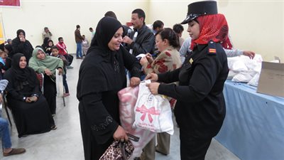 تقديم المساعدات لعدد من المفرج عنهم من السجون وأسر المسجونين