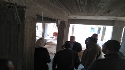 مسئولو الإسكان يتفقدون تطوير منطقة الصحابي غير الآمنة بمحافظة أسوان
