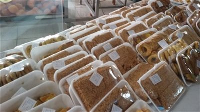 ضبط مصنع حلويات شرقية بدون ترخيص بالقليوبية