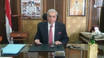 إحالة موجه المكتبات ببنها وأمين مكتبة للتحقيق بسبب كتب الأخوان