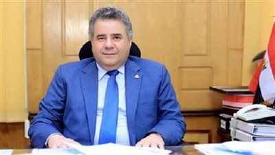 وقف عميد فنون تطبيقية السابق ببنها عن العمل وحرمانه من أجره