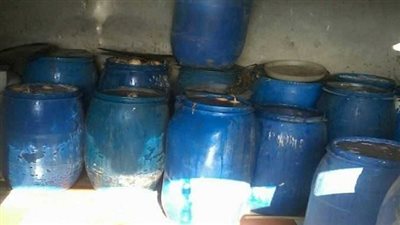 ضبط 5 مصانع حلوى ومخلل وملابس جاهزة غير مرخصة بالقليوبية