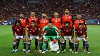 نجم منتخب مصر يقترب من الدوري الإنجليزي