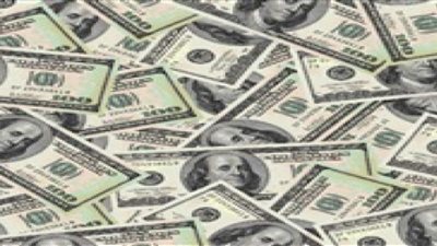 إحترس.. الداخلية تحبط محاولة ترويج 59 ألف دولار مزيفة 