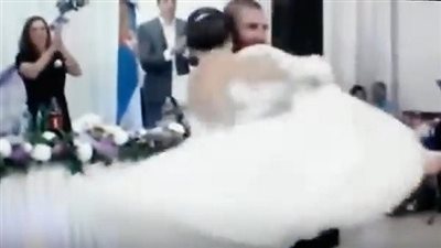 شاهد| أغرب رقصة لـ