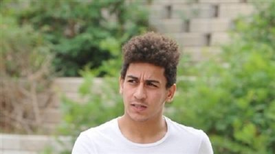 نجم دفاع الأهلي قد يرحل للزمالك.. هل تتم الصفقة؟