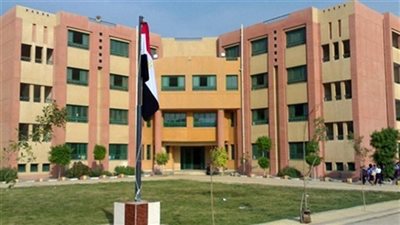 طالب يتعدى بالضرب على مدير مدرسة بالخصوص