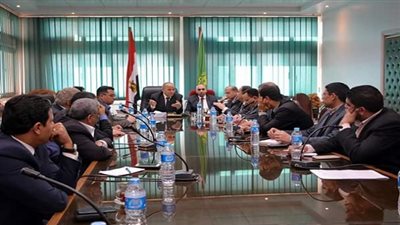 محافظ القليوبية يجتمع برجال الأعمال بالمحافظة إستعدادا للإنتخابات الرئاسية