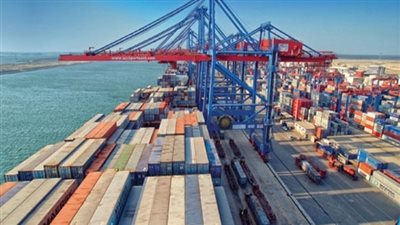 وصول 434 ألف طن سلع استراتيجية الي ميناء الإسكندرية  