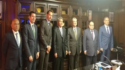 وزير الكهرباء يلتقى وفد استثمارى ماليزى لبحث فرص الاستثمار المتاحة في مجال الطاقات المتجددة