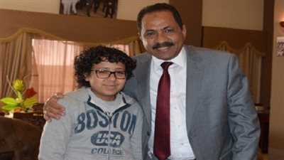 مدير أمن الإسكندرية يستقبل طفلآ يتلقى العلاج بمستشفى 57357 