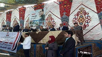 بالصور.. مؤتمر حاشد لدعم الرئيس السيسي بقها