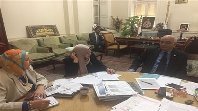 حجازى يناقش تنفيذ التسهيلات المقدمة لطلاب شمال سيناء