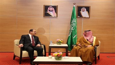 وزير الداخلية يلتقى بنظيره السعودي على هامش مؤتمر وزراء الداخلية العرب