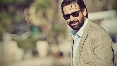 بعد غياب 4 سنوات.. كريم عبدالعزيز يعود للسينما