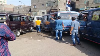 تطبيق الضبطية القضائية لإصلاح مواقف سيرفيس القليوبية