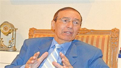 نقابة الإعلاميين: تُصدر طابع دمغة يحمل شعار النقابة وتُخطر الإذاعات والقنوات بضرورة لتوفيق أوضاع العاملين بها 