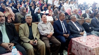 بالصور .. بدء أعمال المؤتمر الأول  لطلاب مدارس السويس لدعم الوطن