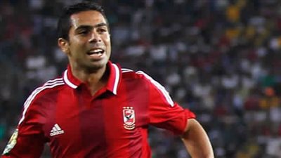 شوبير يكشف كواليس تجديد عقد فتحي مع الأهلي وحقيقة عرض الزمالك