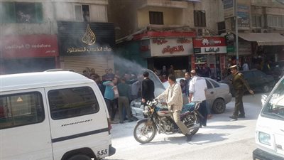 إشتعال سيارة يتسبب في فزع الأهالي بمدينة بنها