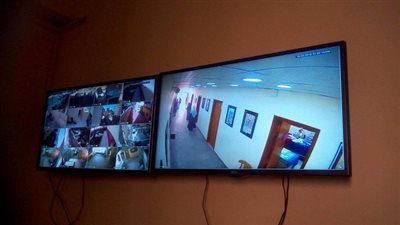 إحباط محاولة سرقة شاشة عرض من مبني مديرية التعليم بالقليوبية