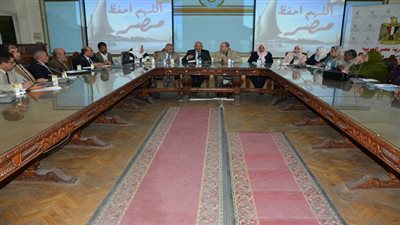 التعليم تدرب موجهي مادة الدراسات الاجتماعية على نظم وضع أسئلة الامتحانات