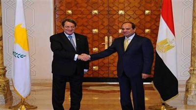  السيسي يتلقى اتصالاً هاتفياً من الرئيس القبرصى