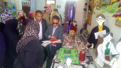 بالصور.. 29 مدرسة  افتتاح معرض التعلم النشط بالسويس