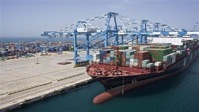 وصول 8500 طن بوتاجاز و652 راكب لموانىء البحر الاحمر