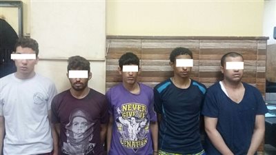 ضبط  تشكيل عصابى تخصص نشاطه فى سرقة رواد البنوك 