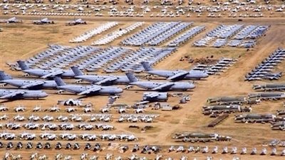 أمريكا تدرس إغلاق قاعدة 