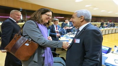 قابيل يبحث سبل تعزيز معدلات التبادل التجاري بين مصر والاتحاد الأوروبي