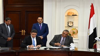 وزير الإسكان يشهد توقيع مذكرة تفاهم مع مجموعة هيلتون العالمية لإدارة وتشغيل فندقين بالعلمين الجديدة