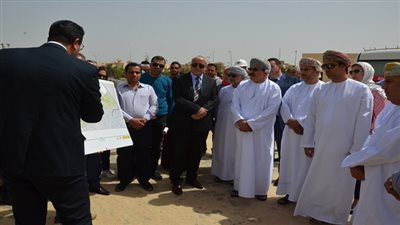 وزير إسكان سلطنة عمان يزور 