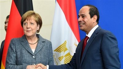 السيسي يجري اتصالاً هاتفياً مع المستشارة الألمانية أنجيلا ميركل