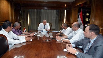 محافظ القليوبية يدرس إنشاء مزرعة لتربية المواشي على مساحة 100 فدان بالخانكة