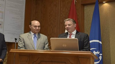 مميش يستقبل وفداً من شركة قناة السويس للحاويات برئاسة الرئيس التنفيذي للشركة