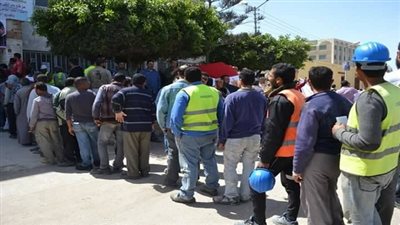 بالفيديو والصور.. تزايد الأقبال على لجان الاقتراع بكفرالشيخ 