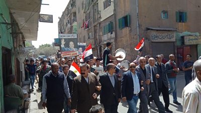 بالصور.. نائب الشرابية يدلي بصوته في الانتخابات الرئاسية