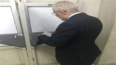 وزير التعليم يدلى بصوته في الانتخابات الرئاسية