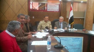 قائد قوات التأمين ببنها يتفقد غرفة عمليات الإنتخابات الرئاسية بمديرية التعليم