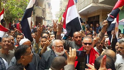 بالصور .. مواطني كفر شكر ينظمون مسيرة حاشدة للحث على المشاركة في الانتخابات