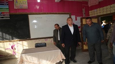 محافظ قنا يتفقد الاستعدادات للانتخابات الرئاسية