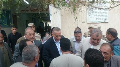 محافظ الجيزة يواصل جولاتها الميدانية على اللجان الانتخابية بالمحافظة