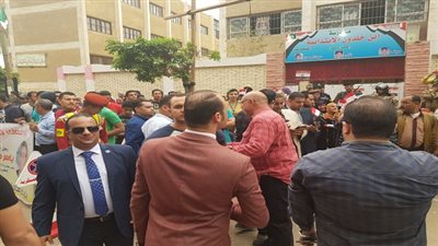 بالصور .. وزير الدفاع يتفقد عدد من اللجان ببنها