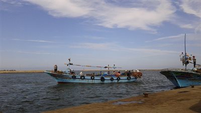 توقف حركة الصيد وغلق بوغاز البرلس بسبب سوؤ الاحوال الجوية 