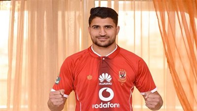 شاهد| تصدي عالمي لحارس الأهلي.. ماذا فعل؟